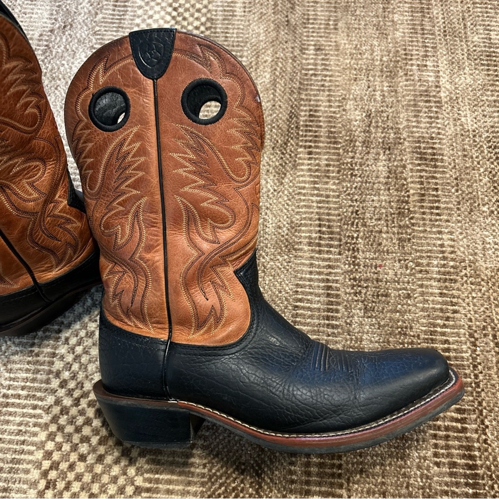 ARIAT ROUGHSTOCK BLACK & BROWN LEATHER S TOE COWBOY BOOTS #10009571 MEN'S 10.5 D